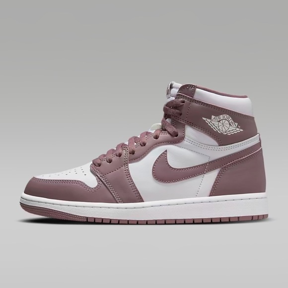Brand New mauve Jordan 1 - Picture 2 of 3